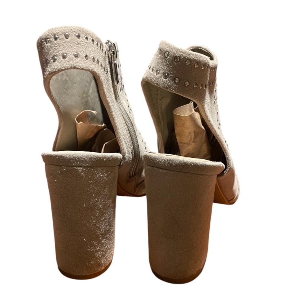 Vince Camuto Peep Toe Suede Beige Booties Size 8.5 Winelta Block Heels - Picture 3 of 6